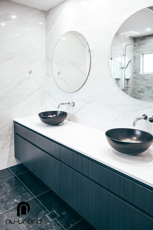 Ensuite bathroom renovation upstairs shower and double vanity by Nu Trend in Greenhills Beach Sydney Stone Italiana Cartapietra Superwhite 13 Grain 2.0 – 20 Mm Thickness vanity